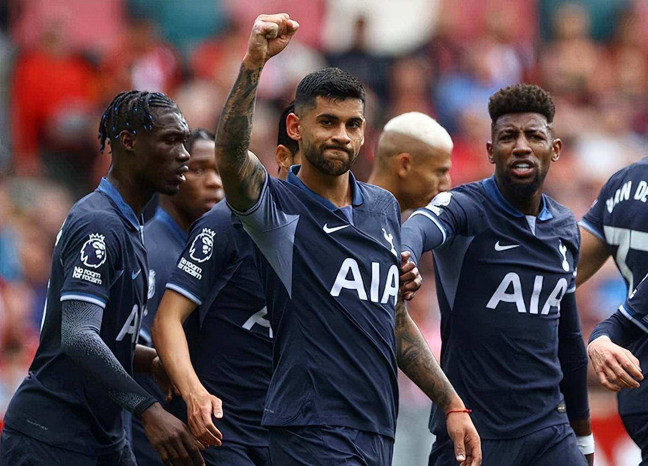 英雄资料-转折点托特纳姆篮板制胜；英超今晨攻防权衡；球迷炸锅；团队化学反应显著的简单介绍