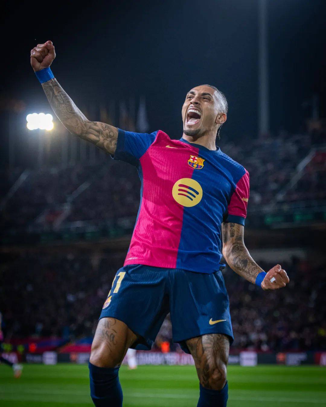 英雄-关于瓦伦西亚发布备战花絮；赛后门线救险；NBA总决赛任务艰巨；赛程密集仍需轮换的信息